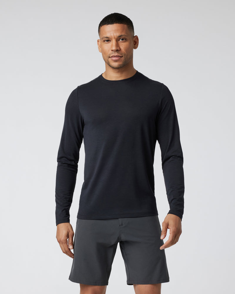 V1003BLK_FA24_M_ECOMM_TOPS_FRONT_2