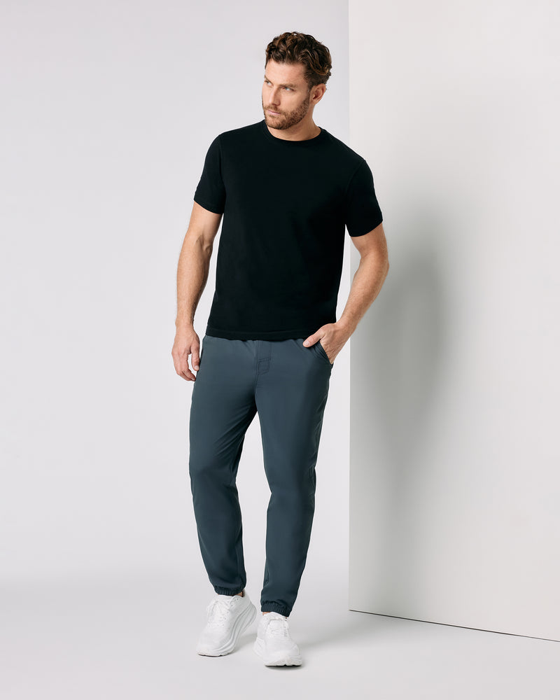V101BLK_FA24_M_ECOMM_TOPS_FULL_4