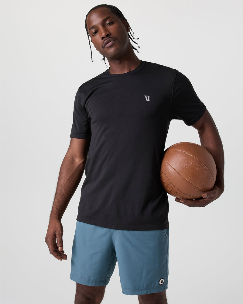 V1045BLK_SP25_M_ECOMM_TOPS_FRRONT_2545
