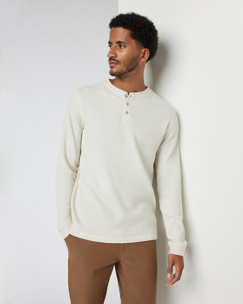 V1049BNE_FA24_M_ECOMM_TOPS_FRONT_2