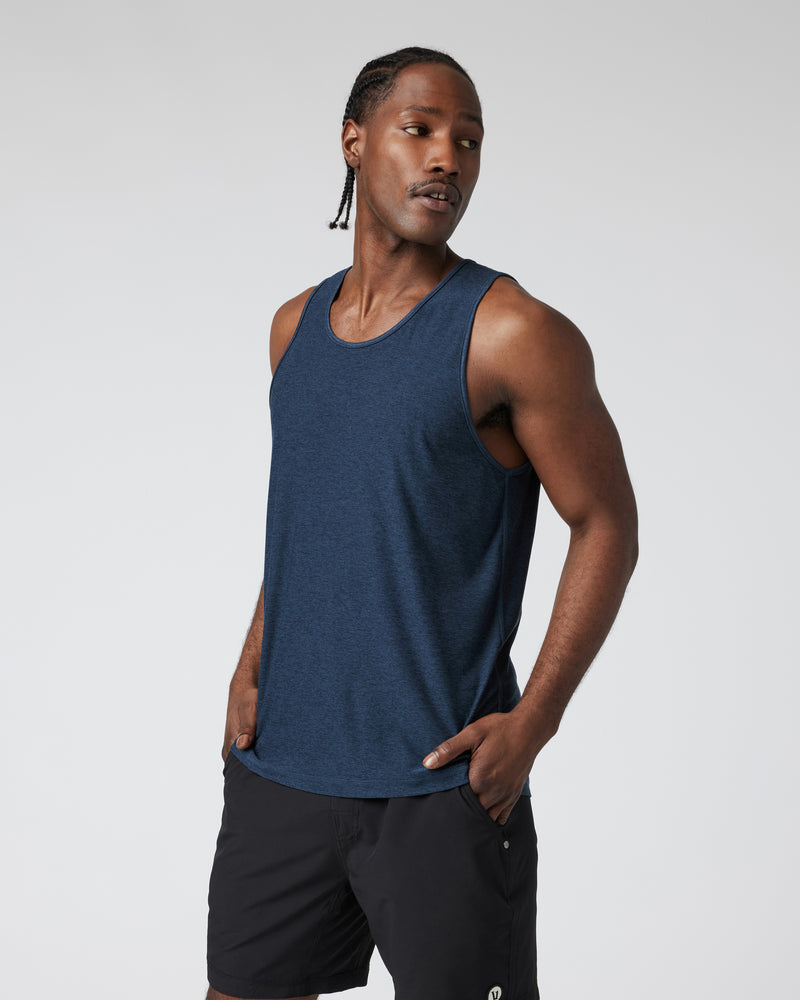 V173HNV_FA24_M_ECOMM_TOPS_FRONT_TOPS_8_4f4c4a23-d8c4-4d70-baac-6ccc2c063b35