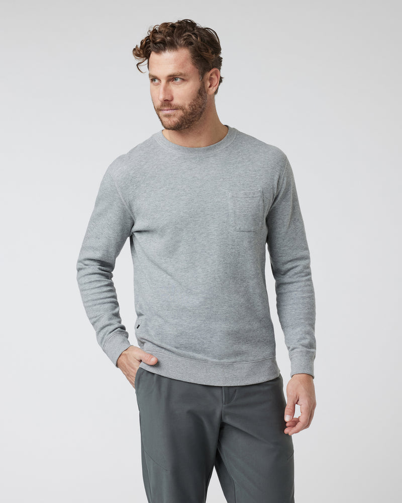 V218HTG_FA24_M_ECOMM_fleece_FRONT_2