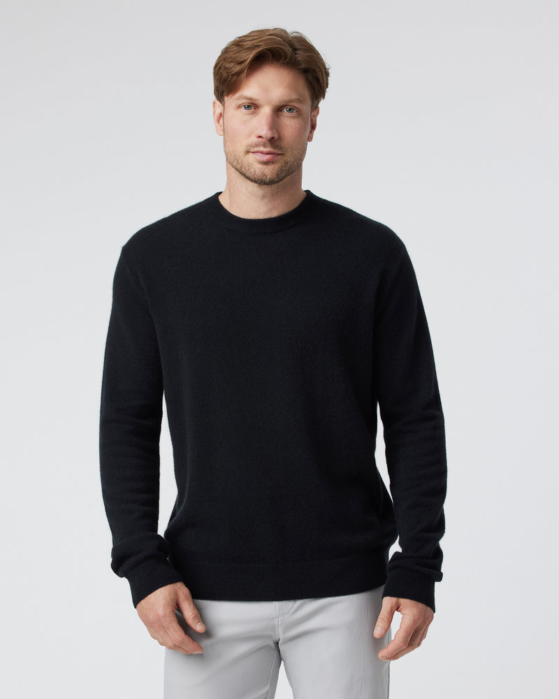 V294BLK_FA24_M_ECOMM_fleece_FRONT_2