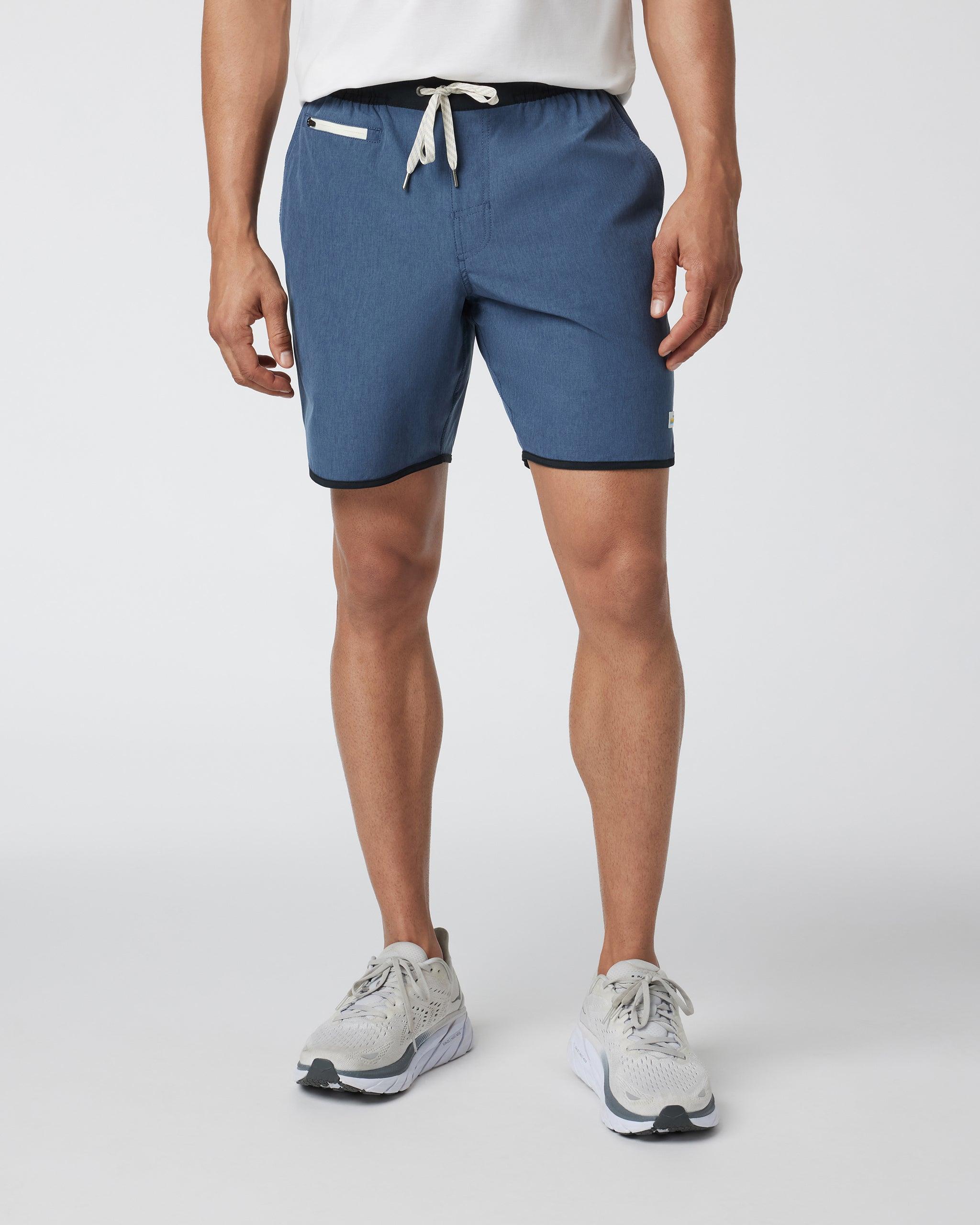 V330AZL_FA24_M_ECOMM_SHORTS_FRONT_2