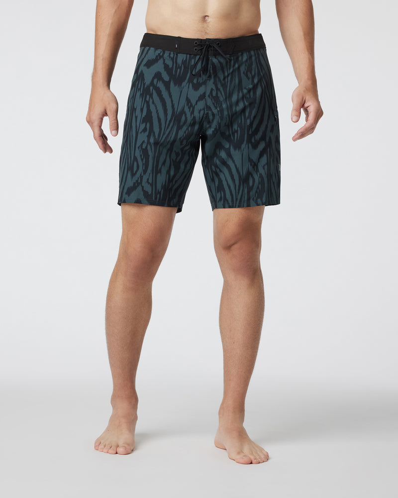V383SMR_FA24_M_ECOMM_BOTTOMS_FRONT_2