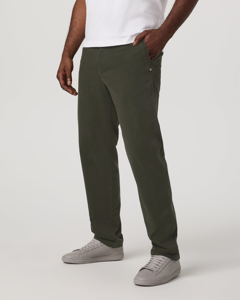 V4015DOR_FA25_M_ECOMM_BOTTOMS_SIDE_4