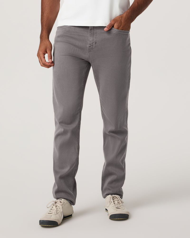 V4037CVG_FA25_M_BOTTOMS_FRONT_2