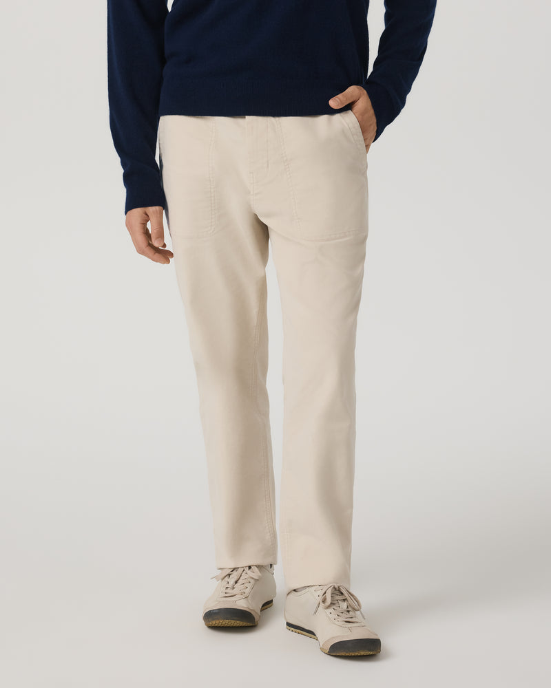 V4052BNE_FA25_M_BOTTOMS_FRONT_2