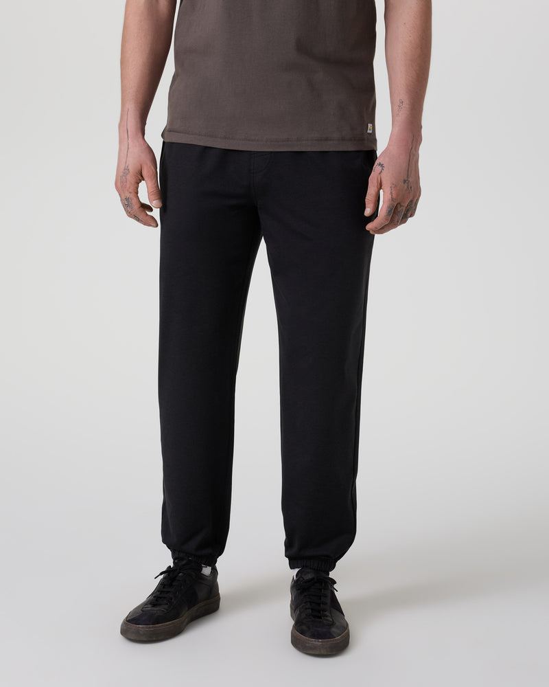 V4066-30HBK_SP25_M_ECOMM_BOTTOMS_FRONT_2