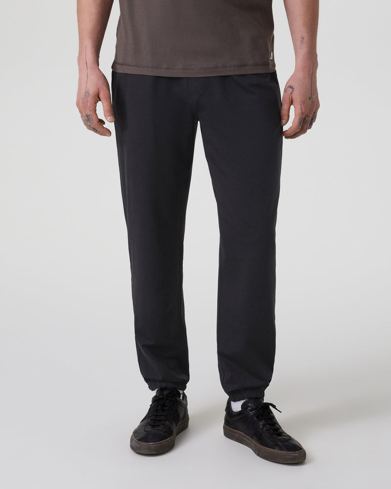 V4066HBK_SP25_M_ECOMM_BOTTOMS_FRONT_3