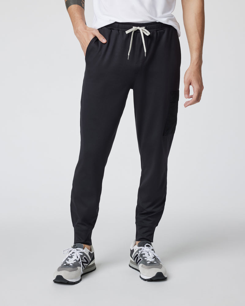V479BLK_FA24_M_ECOMM_PANTS_FRONT_2