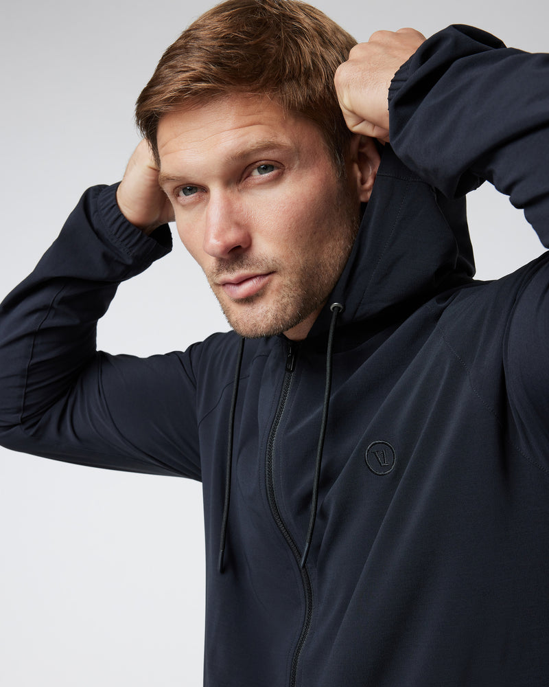 V574BLK_SP24_M_ECOMM_OUTERWEAR_DETAIL_8