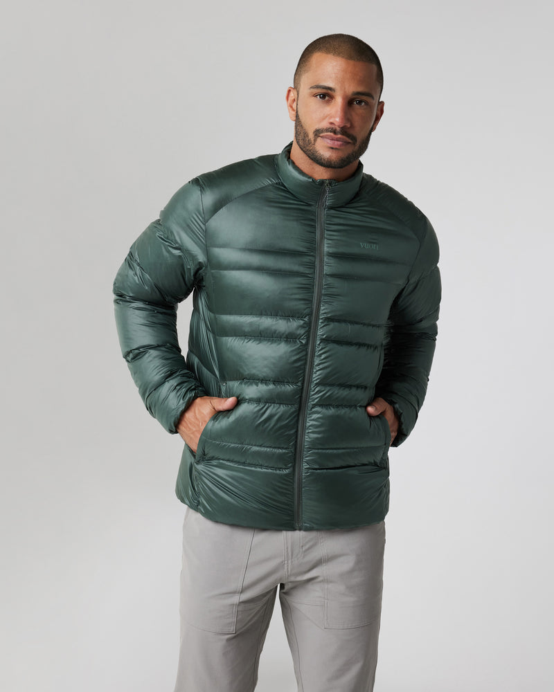 V584APN_FA24_M_ECOMM_jackets_FRONT_3