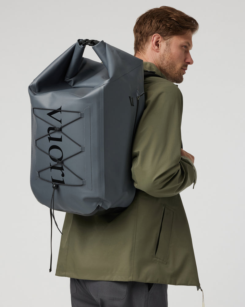 V8030CCL_FA24_UNISEX_ECOMM_bags_FRONT_5_cb3627cf-8bd6-481f-bbf2-992c69d6009f