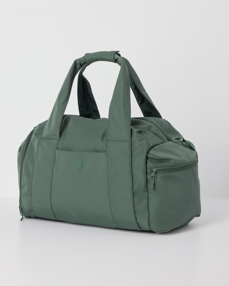 V8067AGG_SP26_UNISEX_ECOMM_BAGS_FLAT_LAY_1
