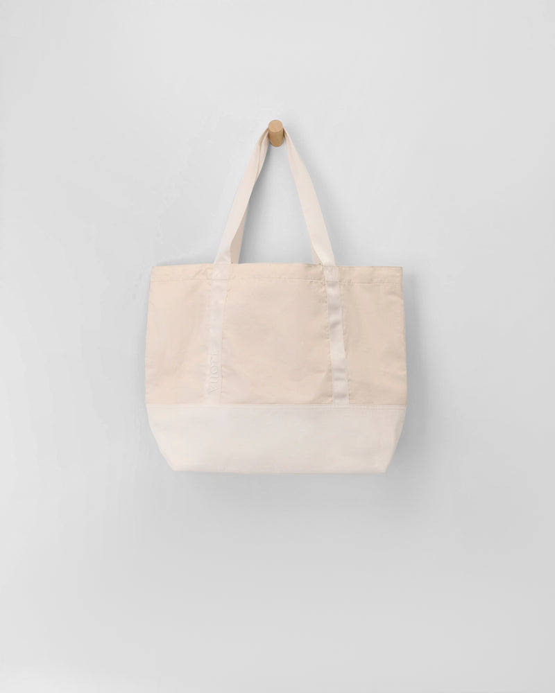 V8078NAT_SP25_UNISEX_ECOMM_bags_FLAT_LAY_2_9fed101a-a917-4c10-8e0e-91b2c6ca5581