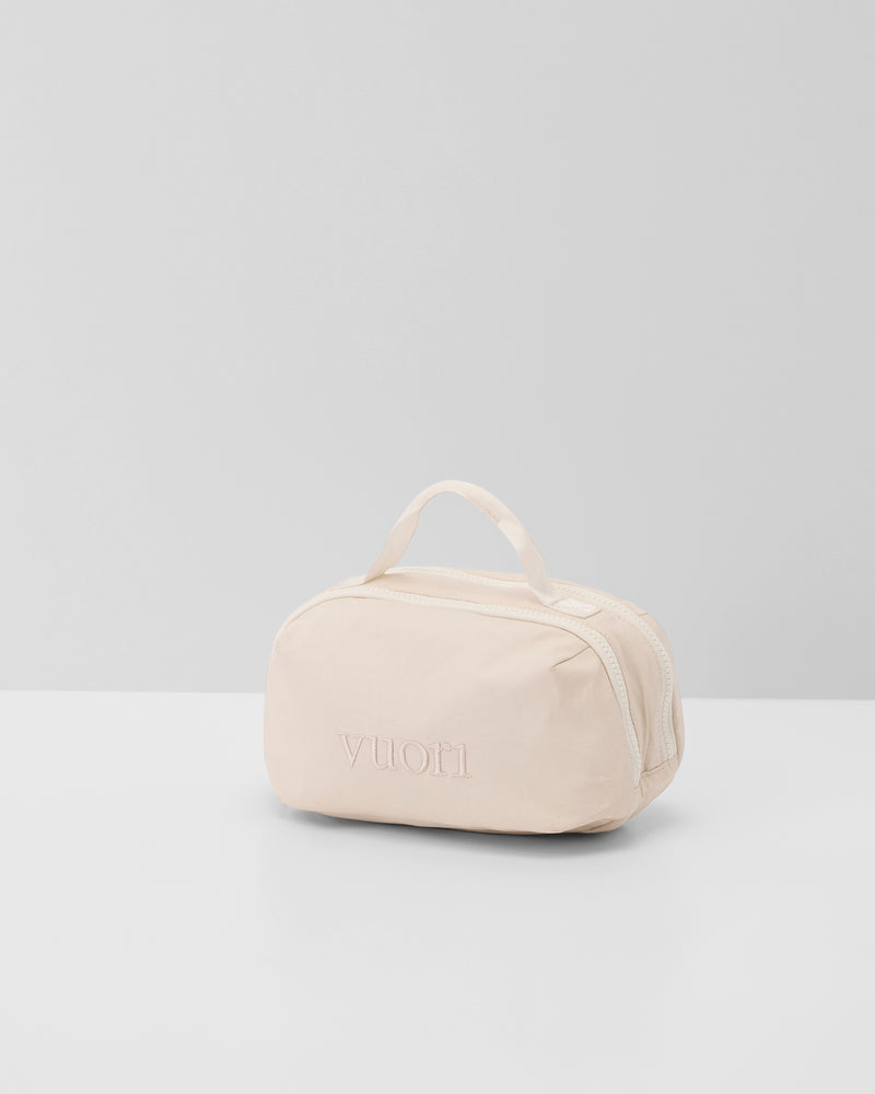 V8079NAT_SP25_UNISEX_ECOMM_bags_FLAT_LAY_1_615fd877-b3f7-4a8b-9093-e7ef4b32265e