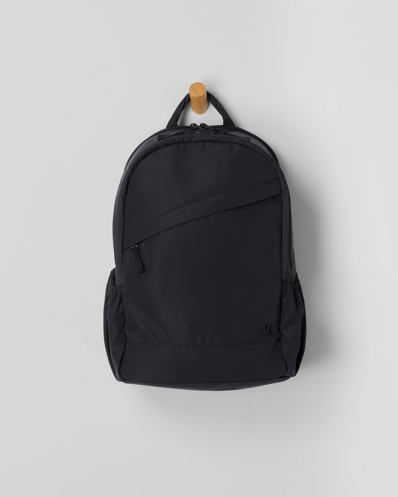 V8087BLK_FA25_UNISEX_ECOMM_BAGS_FLAT_LAY_1_11d70e1e-27d7-4c34-afec-bd2bc9c4abfa
