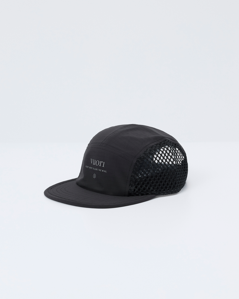 V8111BLK_SP26_UNISEX_ECOMM_HEADWEAR_FLAT_LAY_1