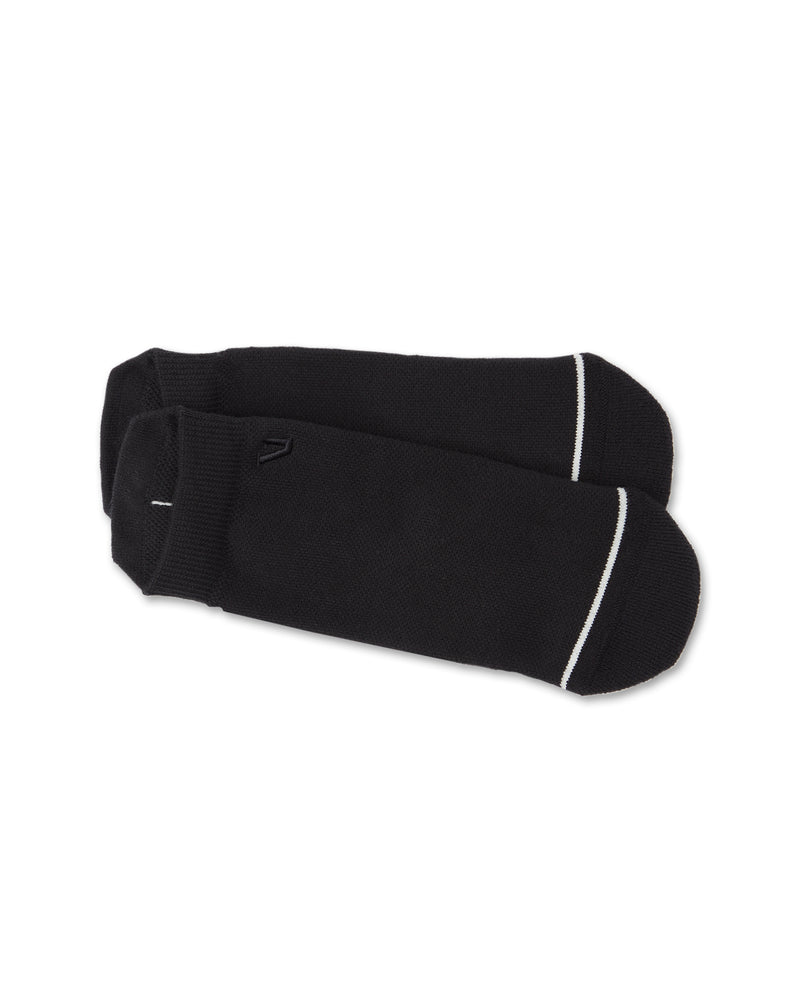 V852BLK_FA23_UNISEX_ECOMM_misc.axs_FLAT_LAY_1_8b351455-410d-47ce-bd56-c7e6fb5247b5