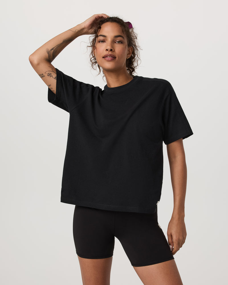 VW1312BLK_FA25_W_ECOMM_TOPS_FRONT_2