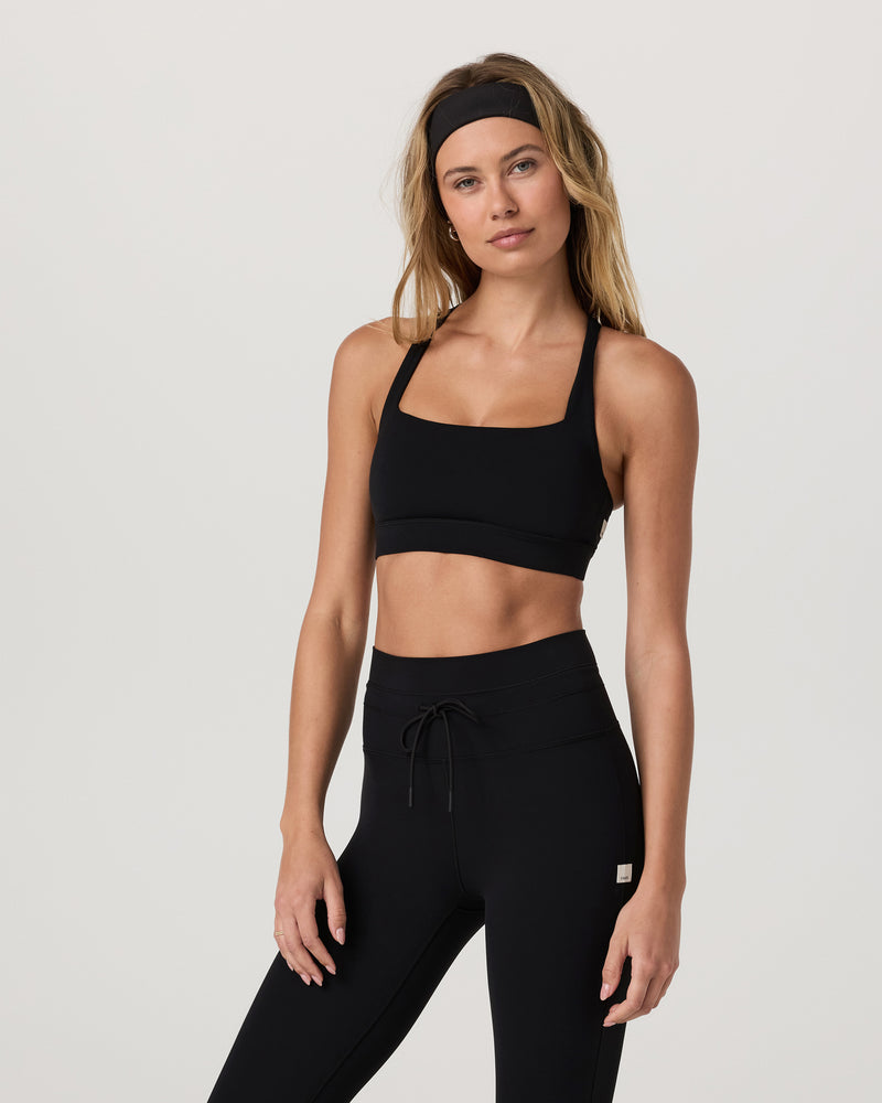 VW1370BLK_FA25_W_ECOMM_BRAS_FRONT_2