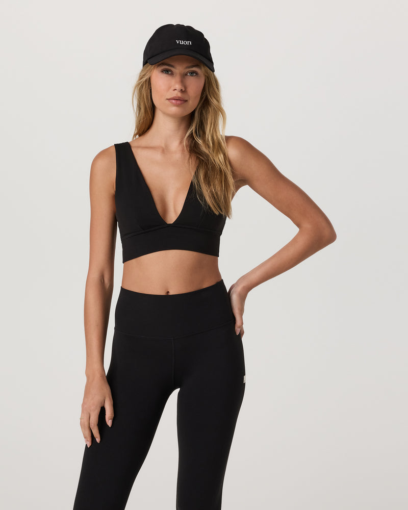 VW1371BLK_FA25_W_ECOMM_BRAS_FRONT_3