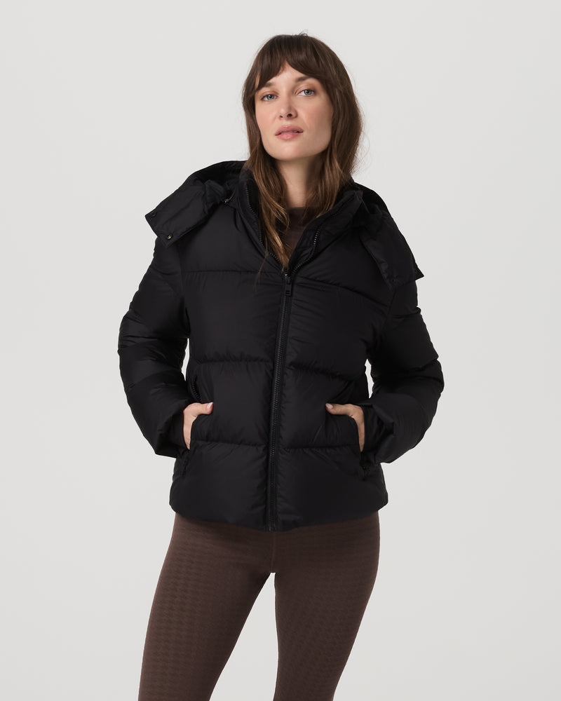 VW5030BLK_FA25_W_OUTERWEAR_FRONT_2