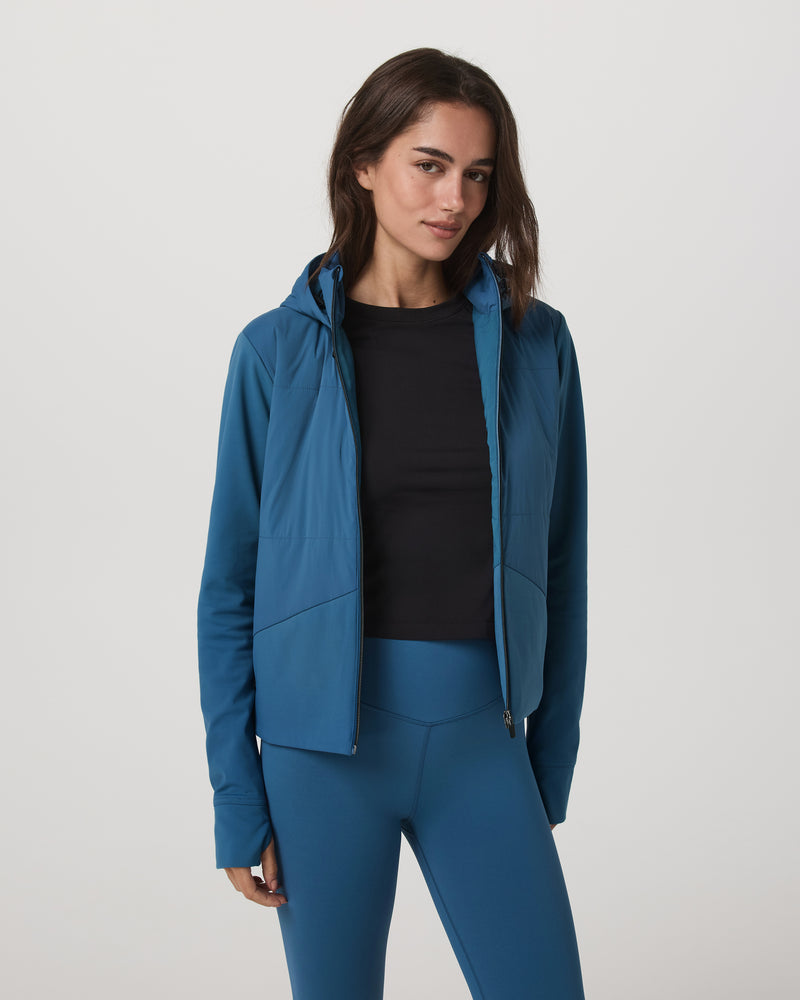VW5119LAG_FA25_W_OUTERWEAR_FRONT_3