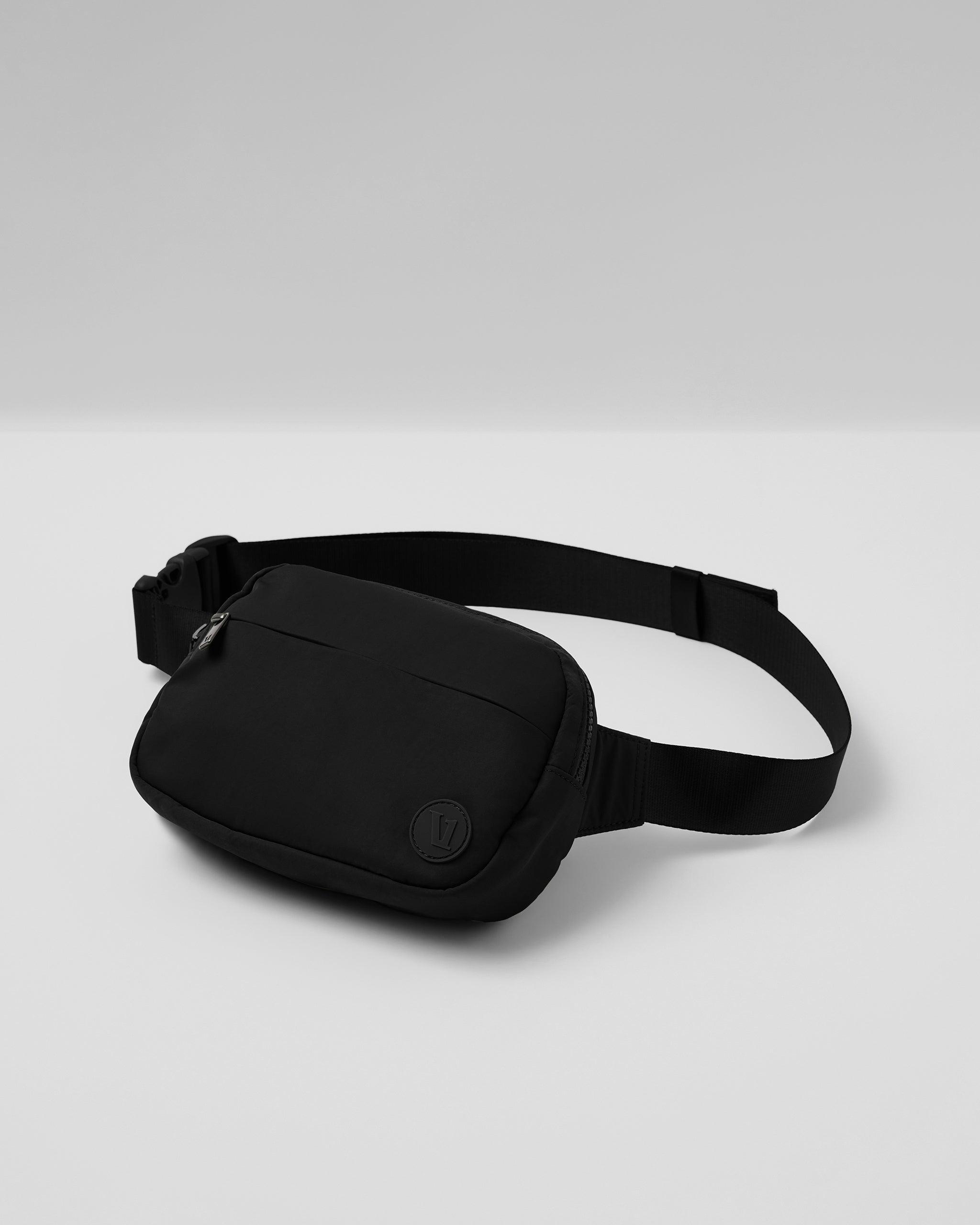 VW837BLK_FA24_UNISEX_ECOMM_bags_FLAT_LAY_4_94660b5f-f478-43f2-9027-3940519c0372